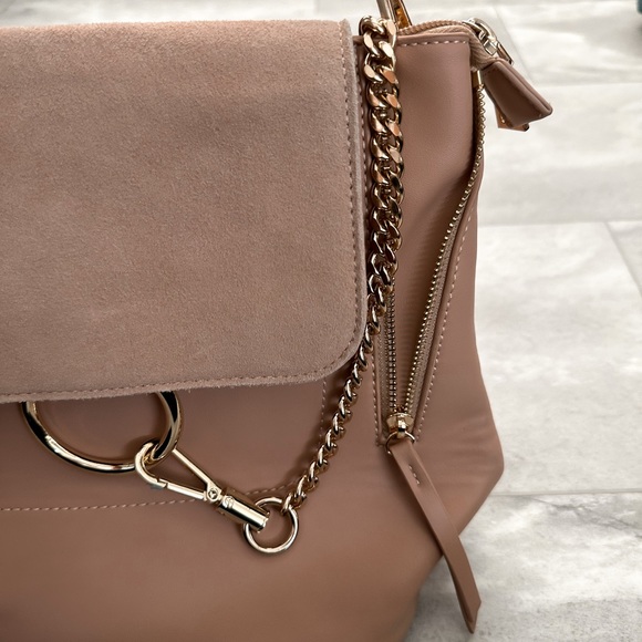 Nude backpack - Picture 2 of 5